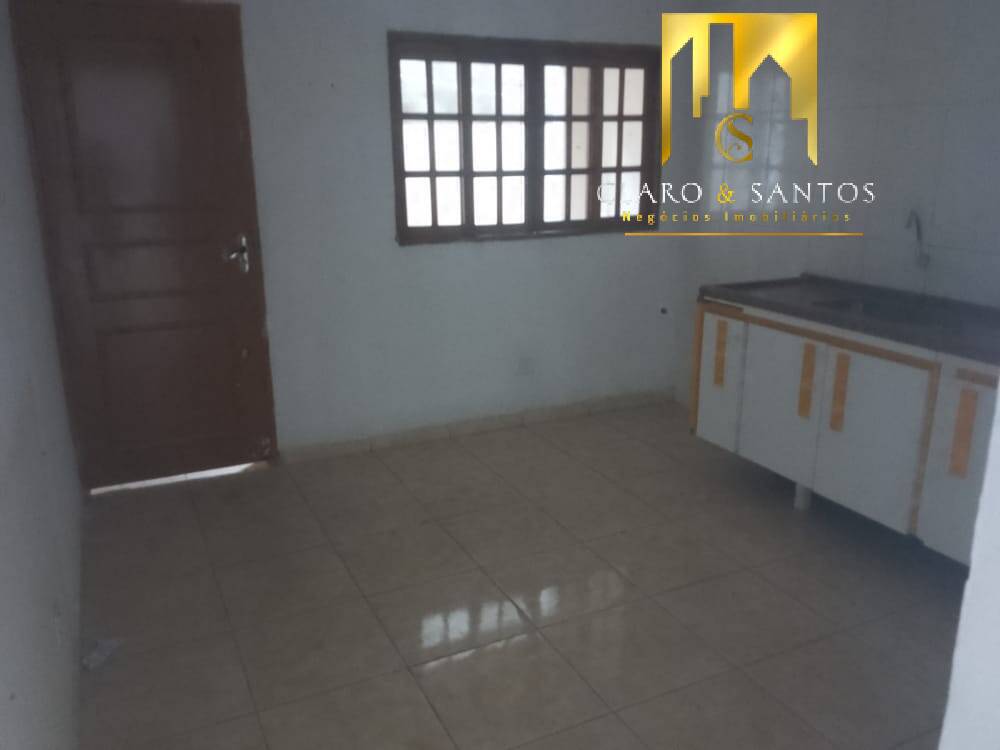 Casa à venda com 3 quartos, 250m² - Foto 4