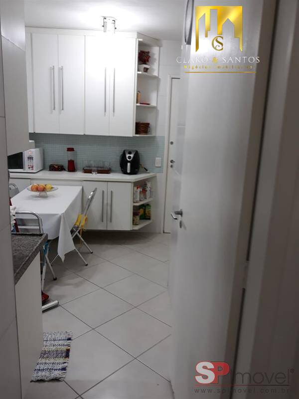 Apartamento à venda com 3 quartos, 106m² - Foto 9