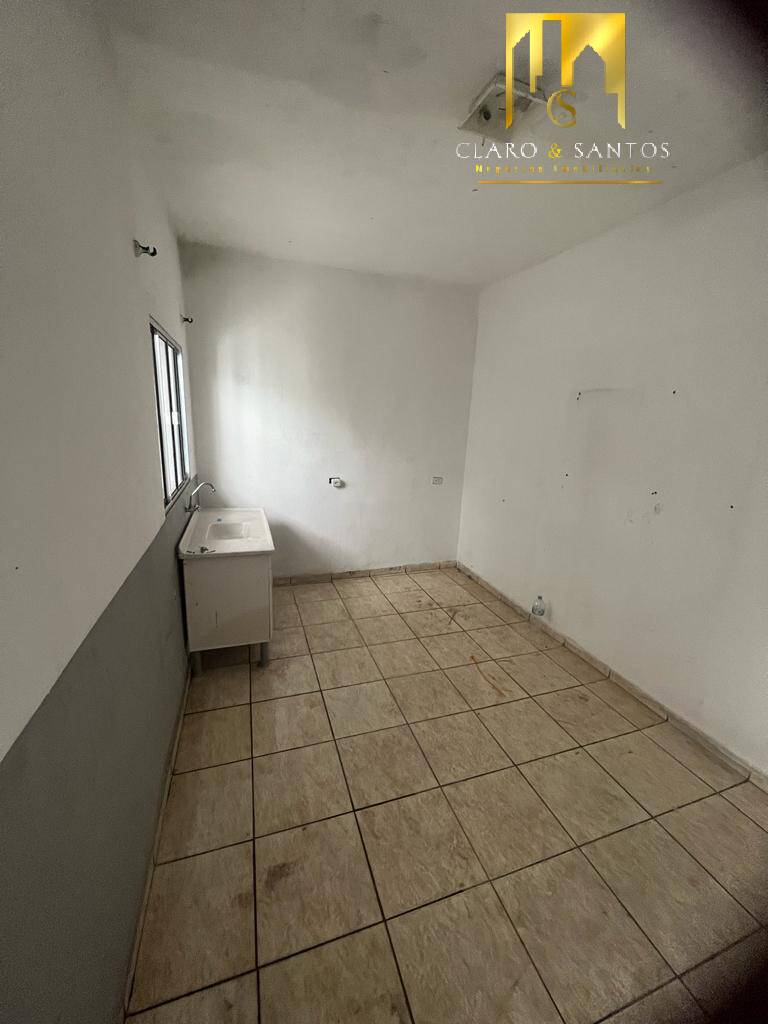 Casa à venda com 3 quartos, 250m² - Foto 10