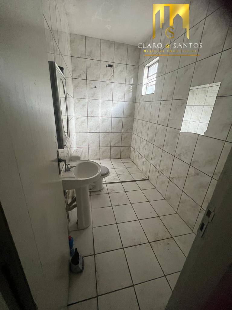 Casa à venda com 3 quartos, 250m² - Foto 15