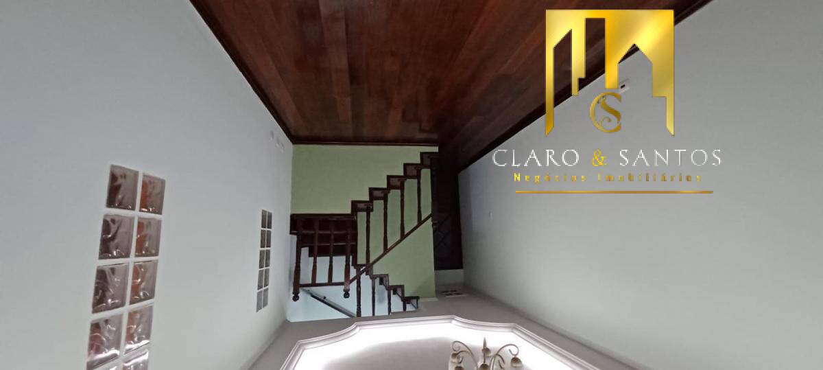 Casa à venda e aluguel com 4 quartos, 220m² - Foto 3