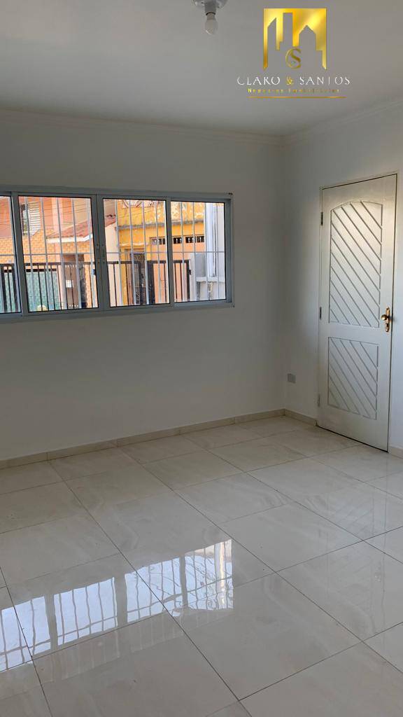 Casa à venda com 2 quartos, 100m² - Foto 1