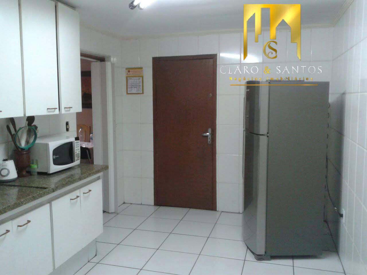 Apartamento à venda com 3 quartos, 85m² - Foto 17