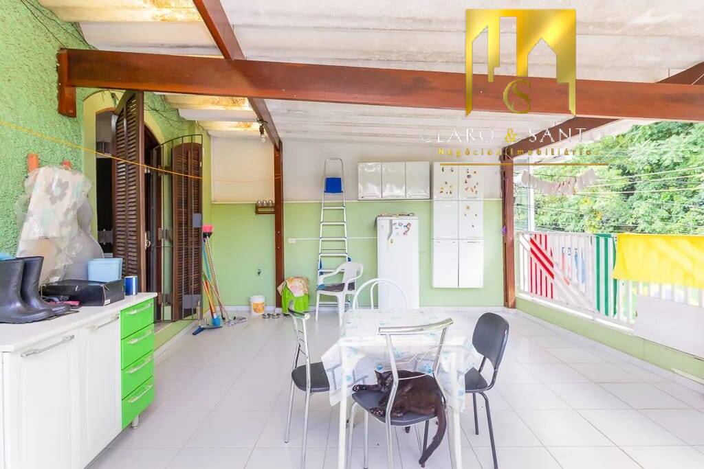 Casa à venda com 4 quartos, 136m² - Foto 18