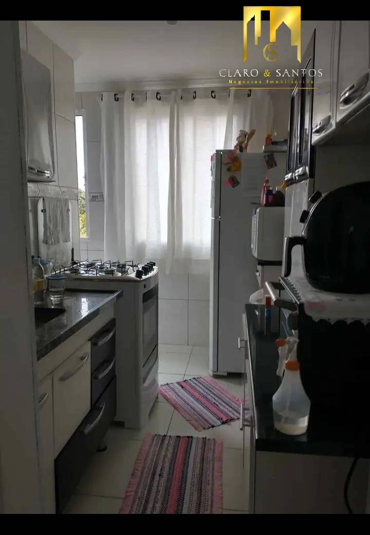 Apartamento à venda com 2 quartos, 45m² - Foto 2