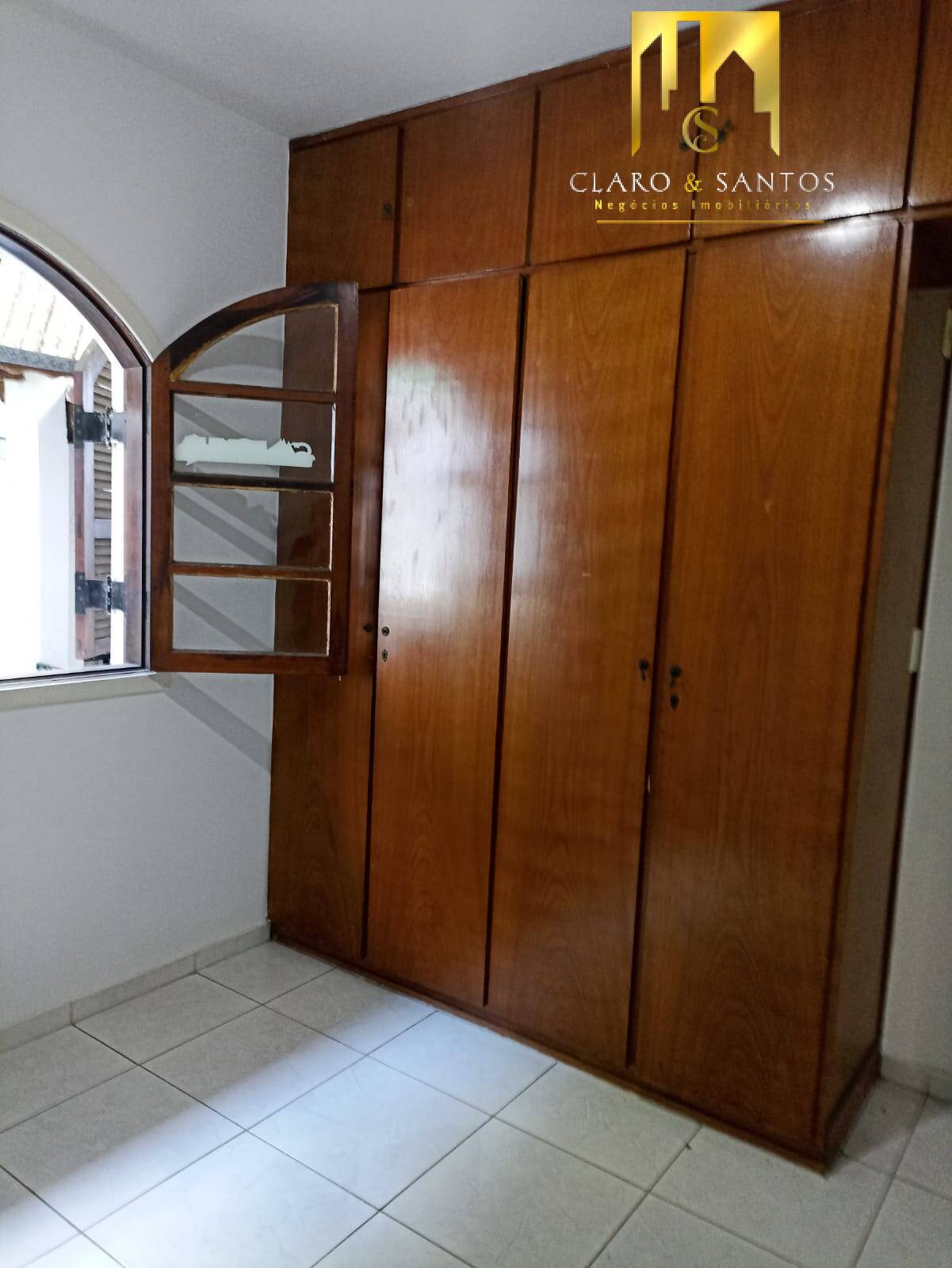 Casa à venda com 2 quartos, 155m² - Foto 7