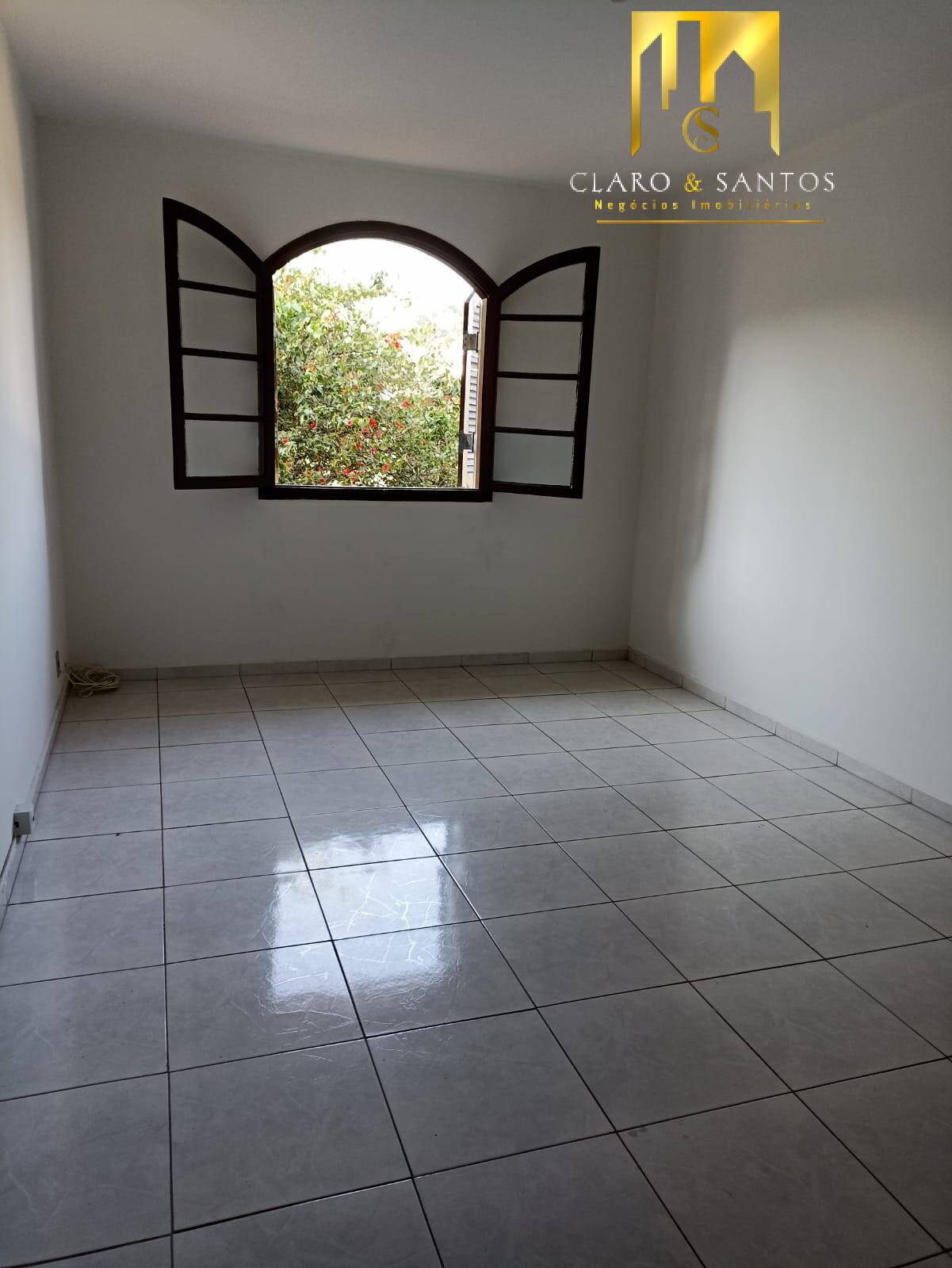 Casa à venda com 2 quartos, 155m² - Foto 11