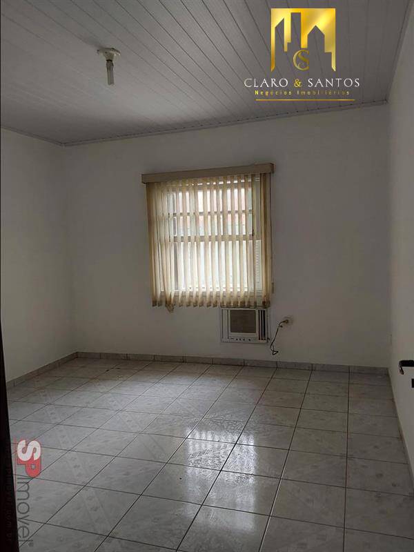 Casa à venda com 2 quartos, 64m² - Foto 11