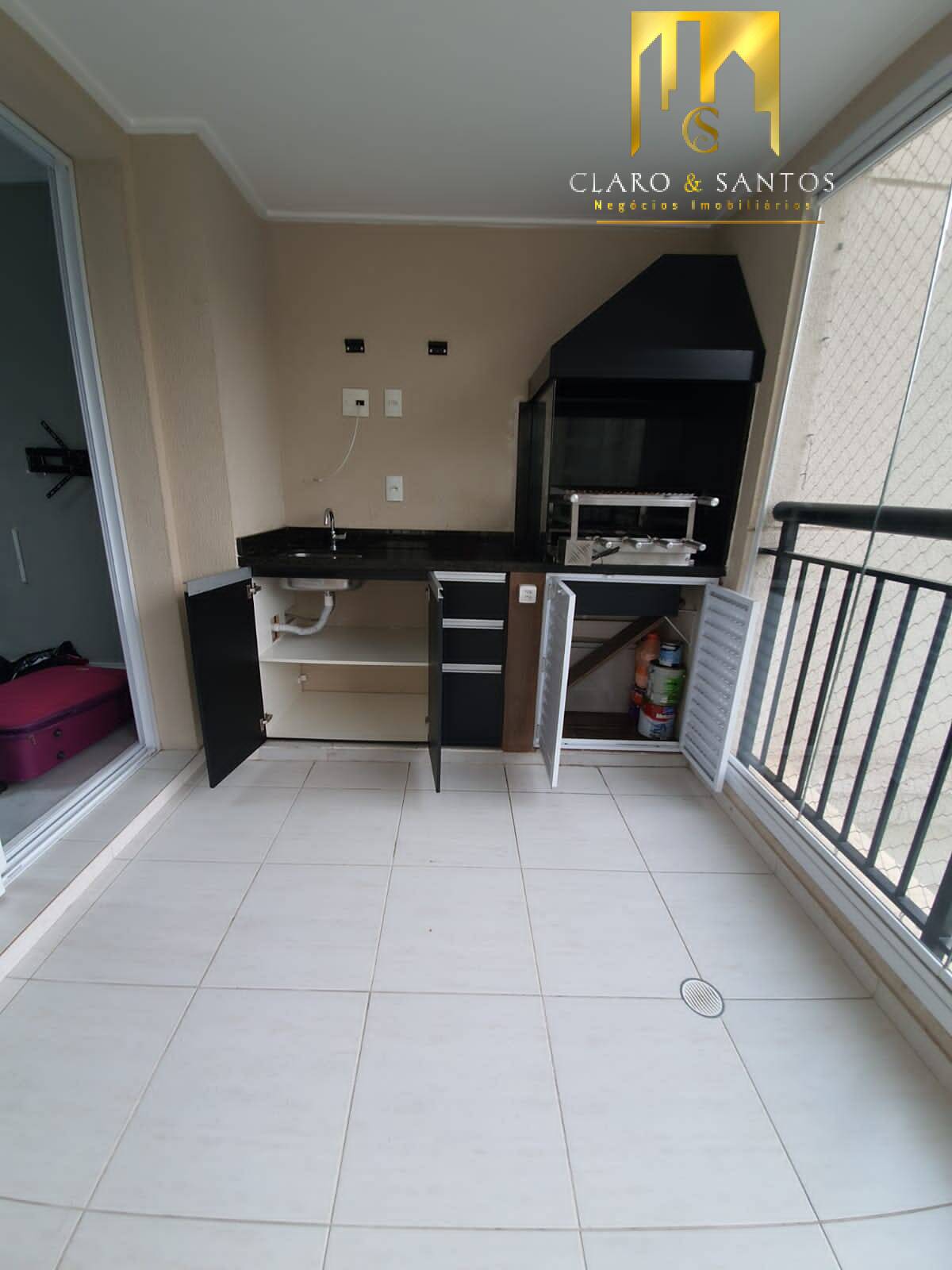 Apartamento para alugar com 2 quartos, 68m² - Foto 12