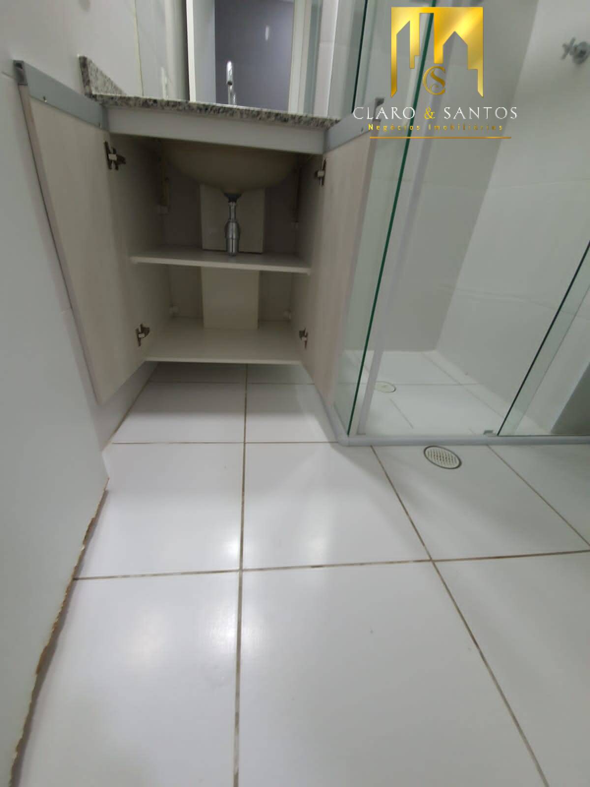 Apartamento para alugar com 2 quartos, 68m² - Foto 21