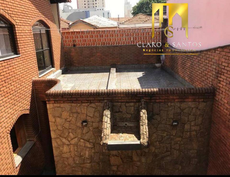 Casa à venda com 4 quartos, 250m² - Foto 20