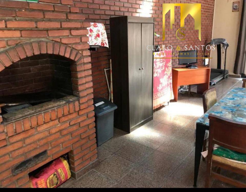 Casa à venda com 4 quartos, 250m² - Foto 22