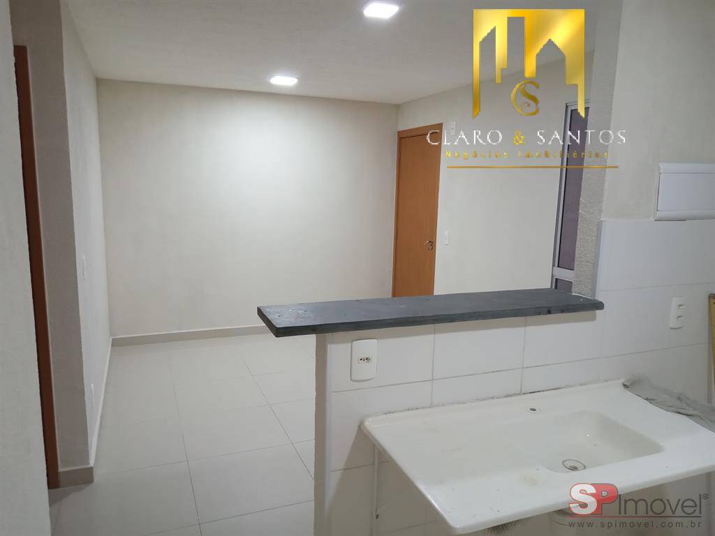 Apartamento à venda com 2 quartos, 41m² - Foto 1