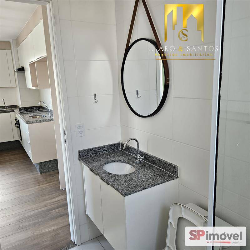 Apartamento para alugar com 2 quartos, 36m² - Foto 12