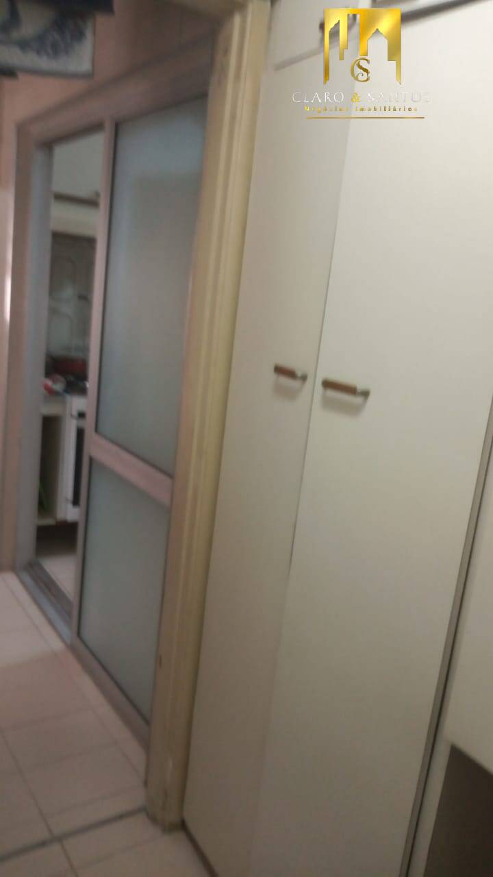 Apartamento à venda e aluguel com 3 quartos, 190m² - Foto 3