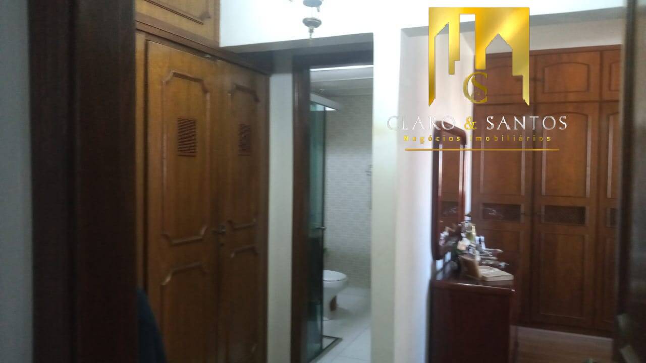 Apartamento à venda e aluguel com 3 quartos, 190m² - Foto 13