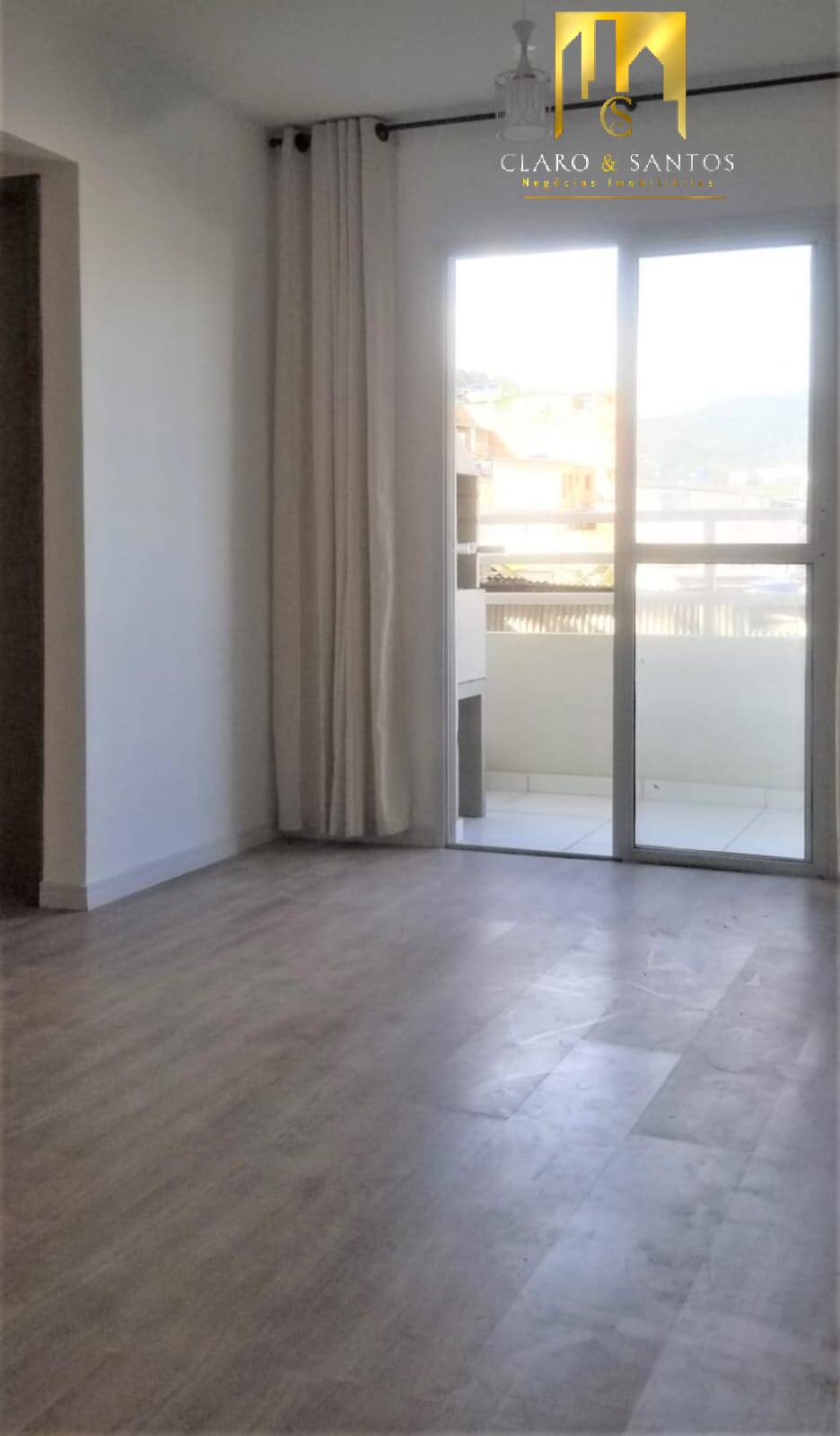 Apartamento à venda com 2 quartos, 200m² - Foto 3