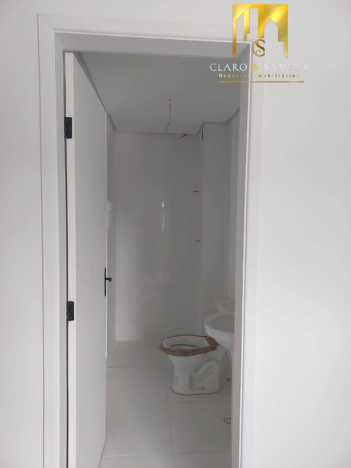 Apartamento à venda com 2 quartos, 30m² - Foto 4