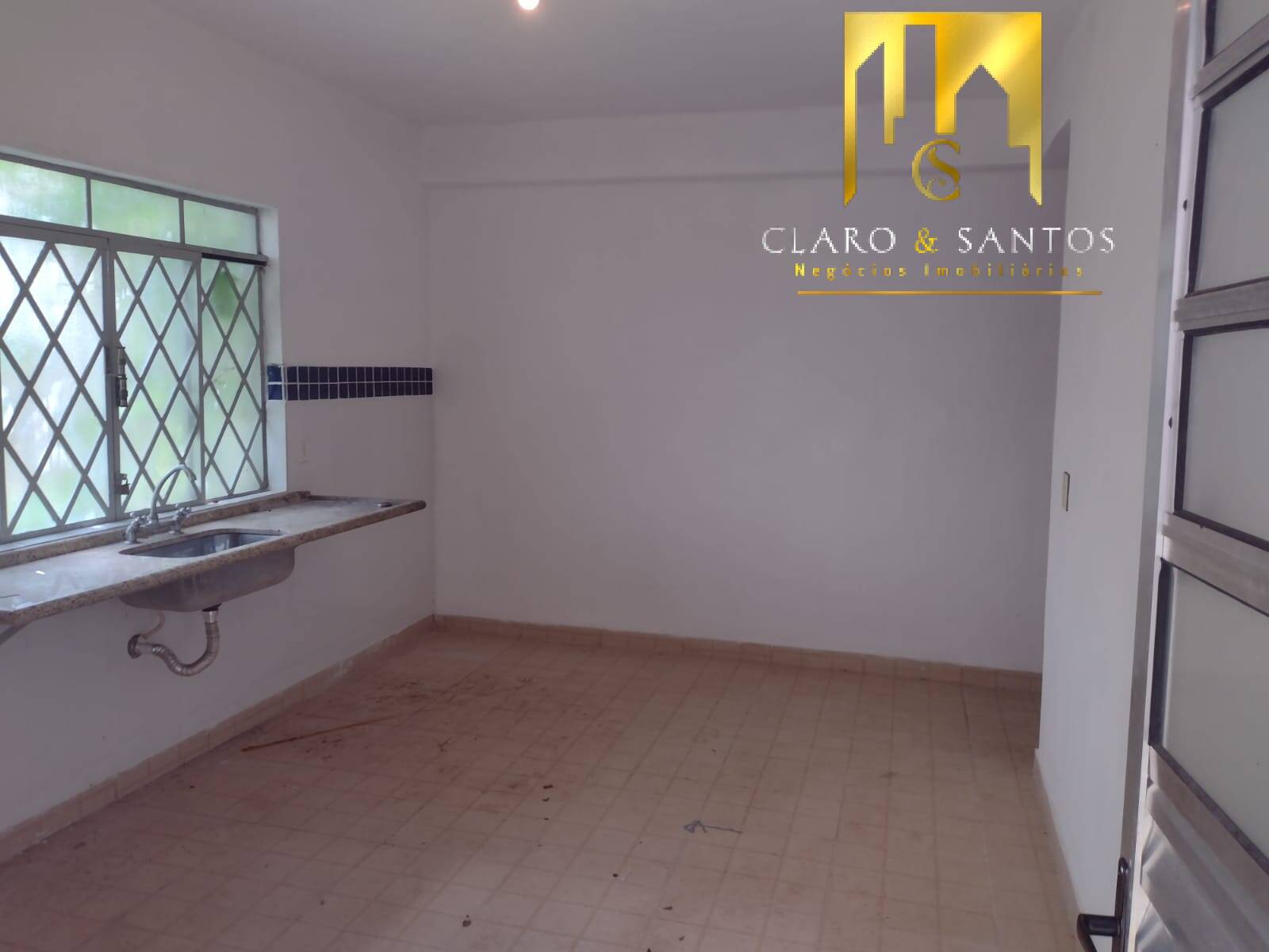 Casa para alugar com 3 quartos, 160m² - Foto 14